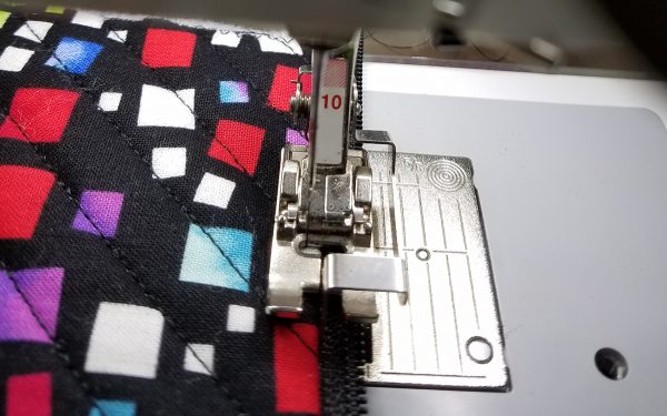 Square in a Square Zipper Bag - Edgestitch Zipper