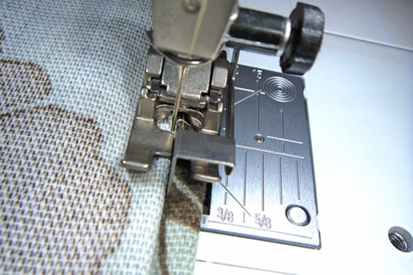 Blind hem tip