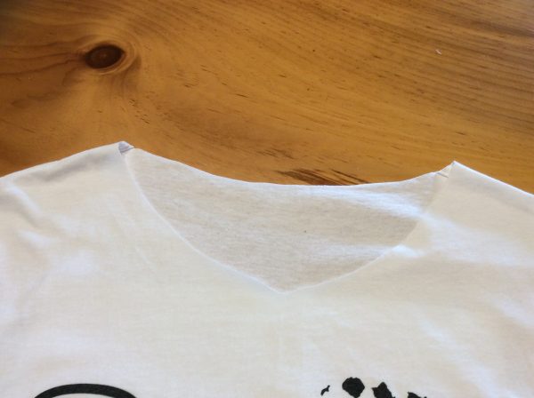 T-shirt Tunic Tutorial-neckline