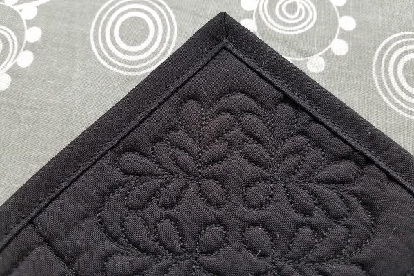 Grecian Square Wall Hanging tutorial - Binding wrong side