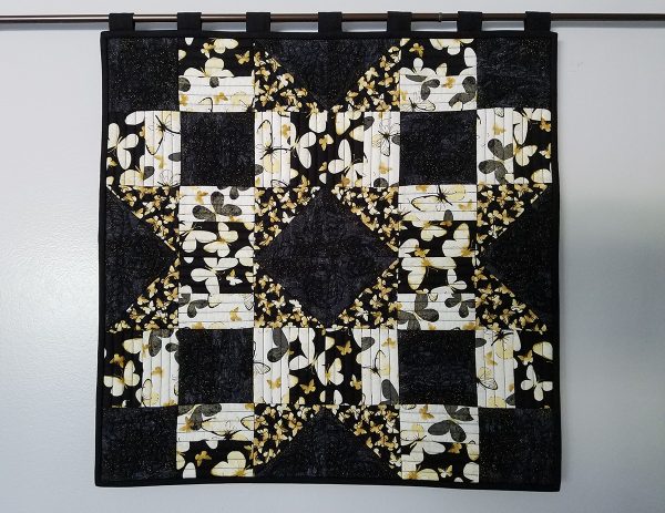 Grecian Square Wall Hanging tutorial 