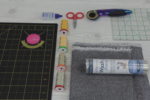 Sparkle rolled hem napkin tutorial