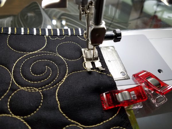 Odd Fellows Chain Tote - stitch around tote