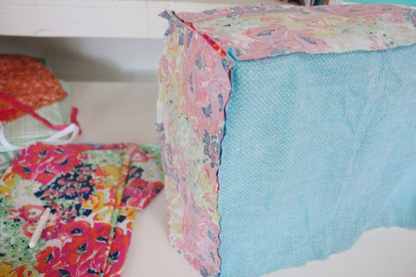 DIY reversible sewing machine cover