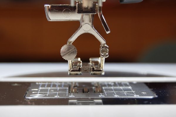 BERNINA zigzag feet