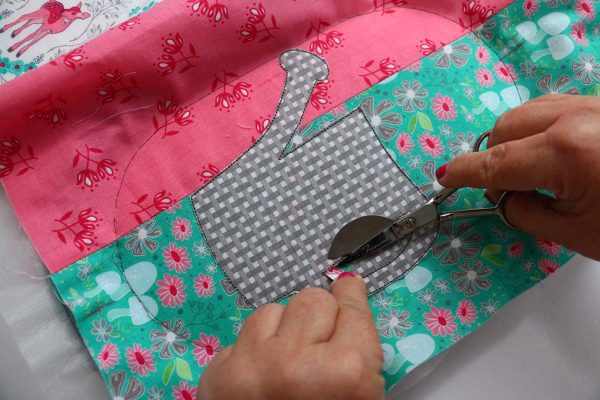 Step 6, Embroidering the Hello Spring Embroidered Pillow 