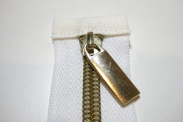 zipper close up