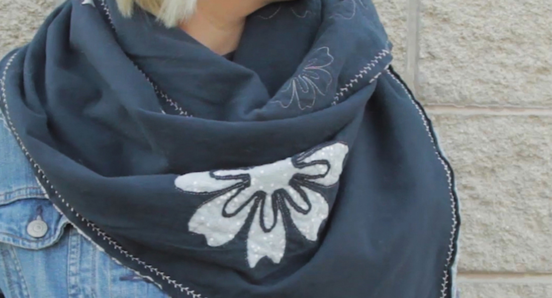Reverse Appliqué Knit Scarf tutorial