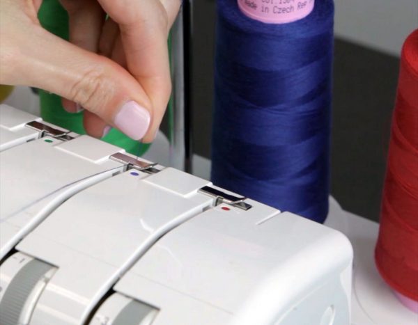 Overlocker Threading - thread pretension