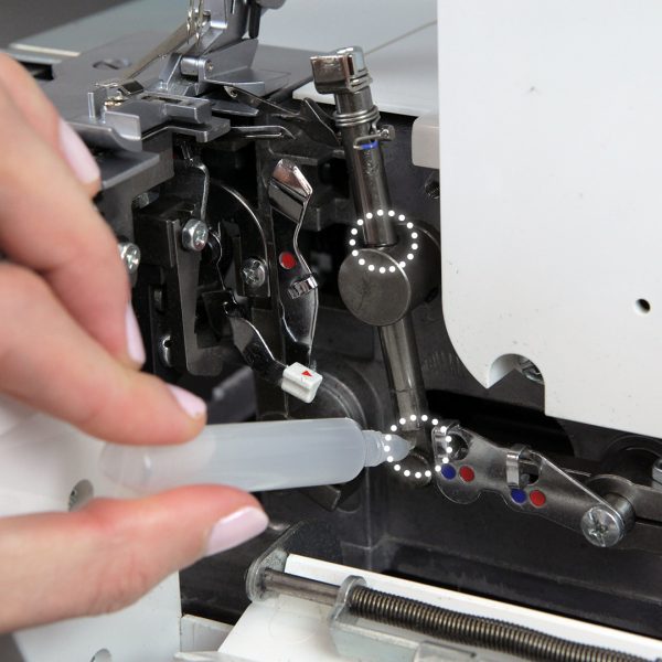 Overlocker Care Cleaning - oiling
