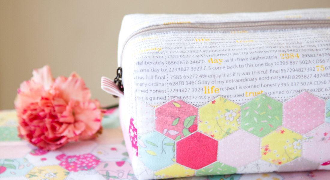 Hexie block zipper pouch