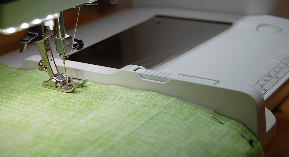 Tips for sewing straight seams