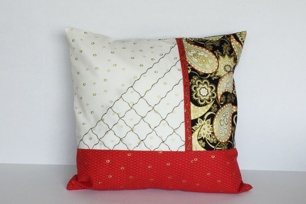 Bobbinwork Pillow