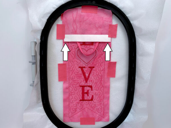 Embroidered Door Knob Banner tutorial