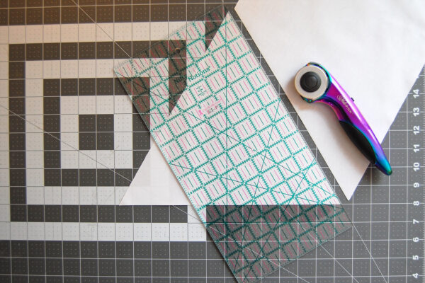Colossal Blocks Quilt-Along at WeAllew