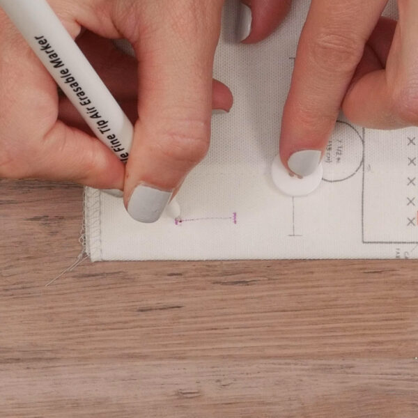 Buttonholes_buttonhole_marking