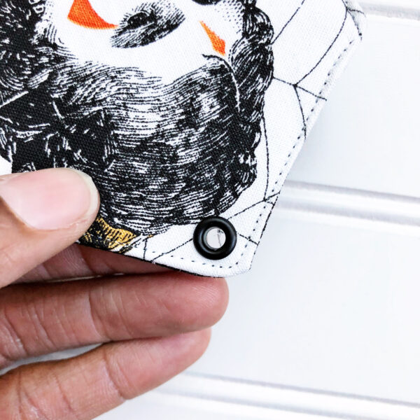 Halloween Scary Book: Cut and sew the tag