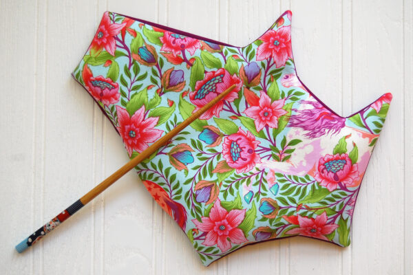 Scissors case tutorial from WeAllSew