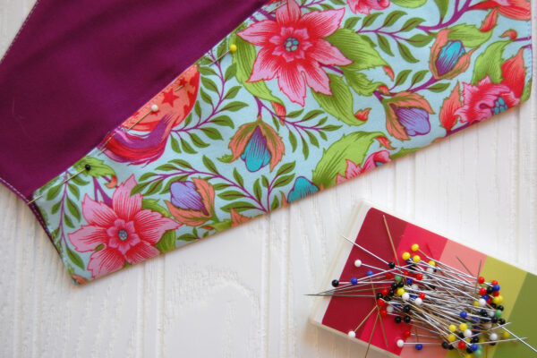 Scissors case tutorial from WeAllSew