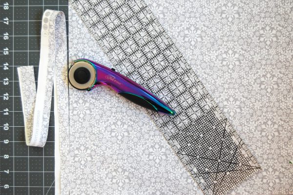 Color Tile Tree Skirt Tutorial at WeAllSew