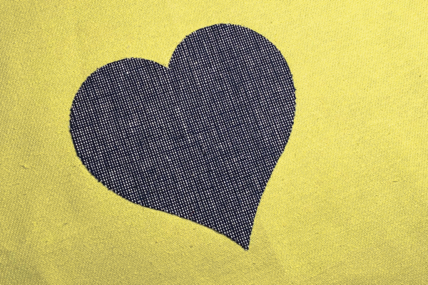 Invisible applique-stitching 