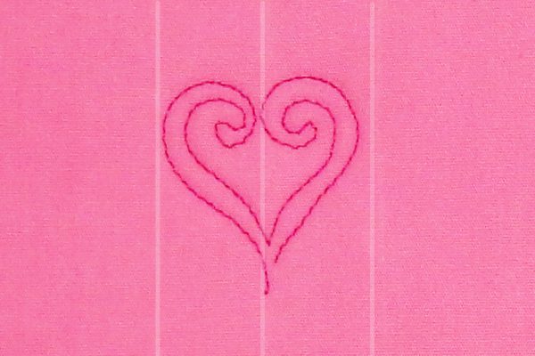 how to free-motion quilt scalloped hearts, step four