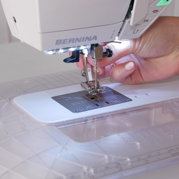 Hemstitched_Pocket_Attach_Foot