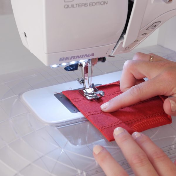 Hemstitched_Pocket_Top_Hem