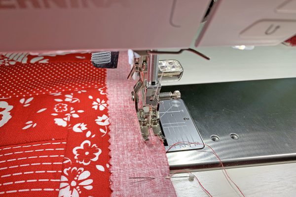 Red_White_Quilt_border