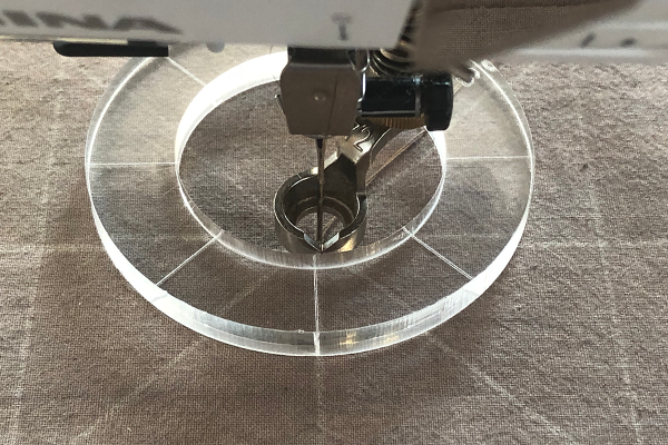 FMQ_Rulers_Center-Inside-Ring