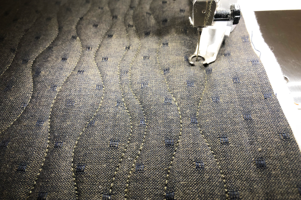 Free-Motion_Quilted_Placemats_Wavy_Lines