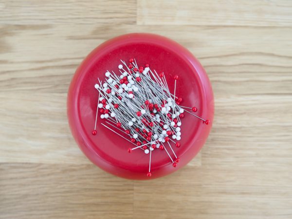 Slip_Sewing_Tutorial_Pins