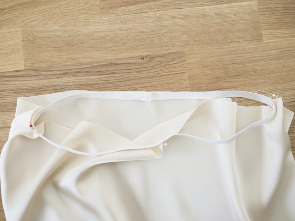 Slip_Sewing_Tutorial_Waist_Quarter_Points_Matched