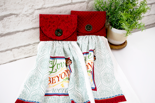 Kitchen_Towel_with_Quilted_Holder_Towel