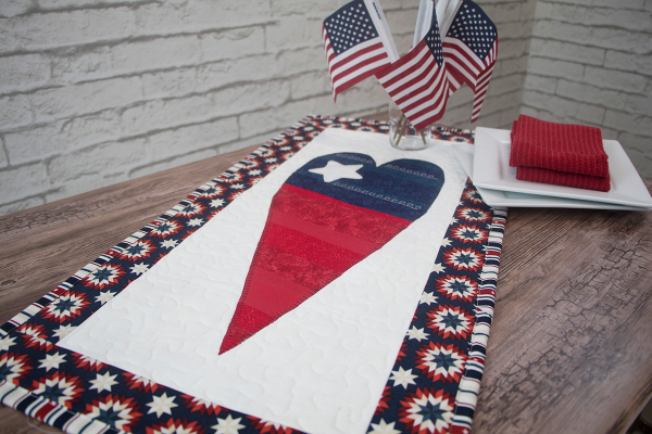 Modern_Heart_Table_Runner_Table_runner
