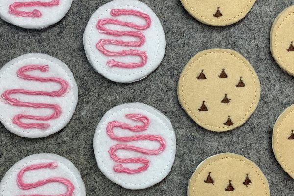 Busy_Book_Month_5_Cookies_Edgestitched