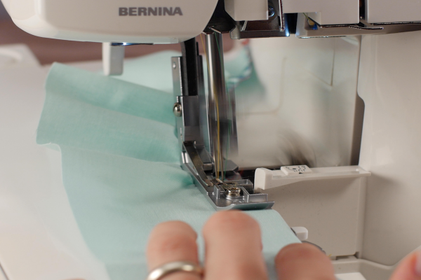 serger gathering