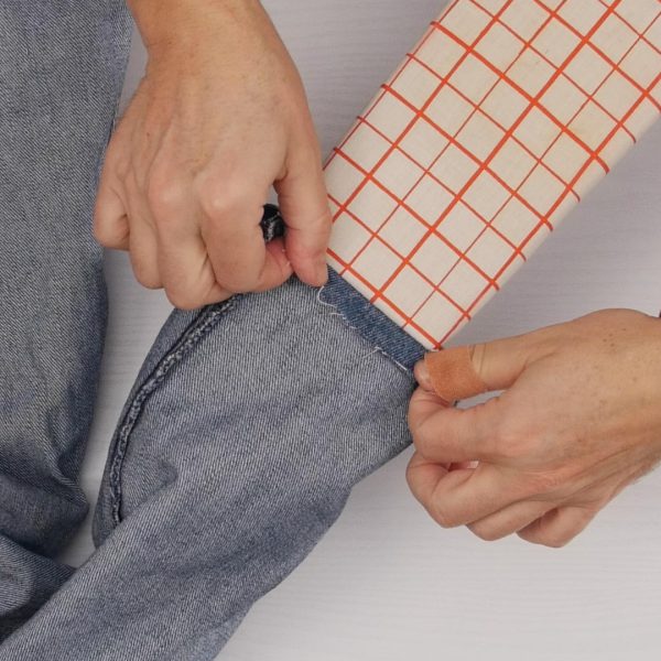 How to easily hem Jeans - first turn of hem