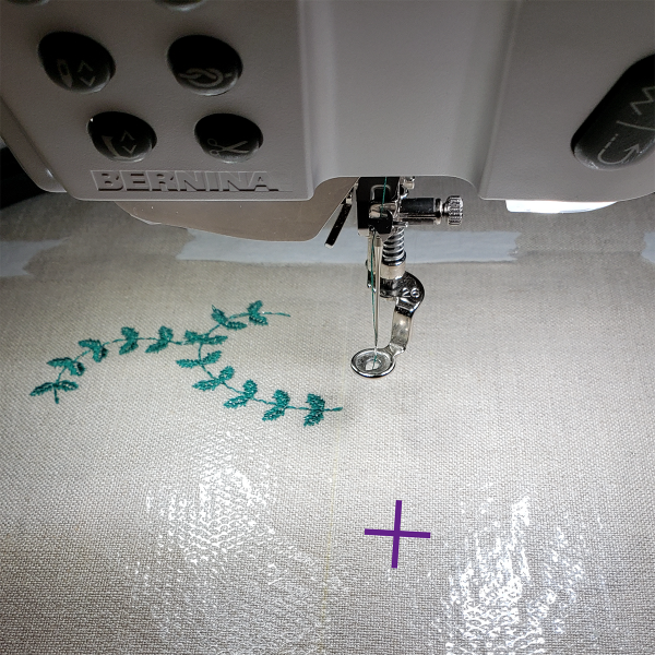 Octagon Tree Skirt - Holiday_Stitches_82023_12_Stitch_Center_design_BERNINA_WeAllSew_Blog_1200x1200px