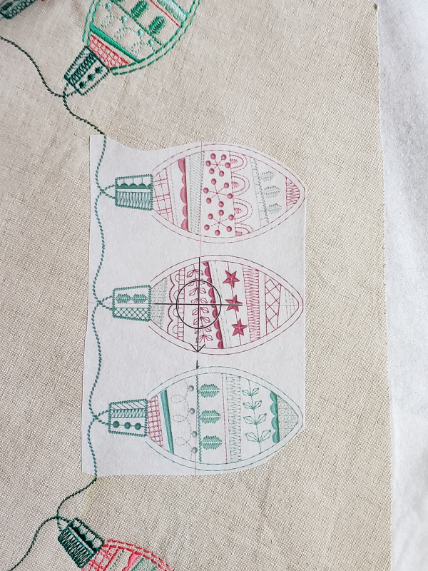 Octagon Tree Skirt - Holiday_Stitches_82023_26_A1_template_placement_BERNINA_WeAllSew_Blog_1200x1600px