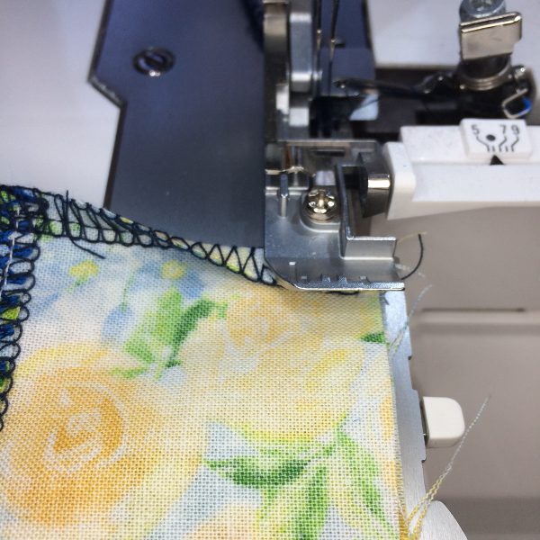 Serged_Mask_Bag_Corners_1