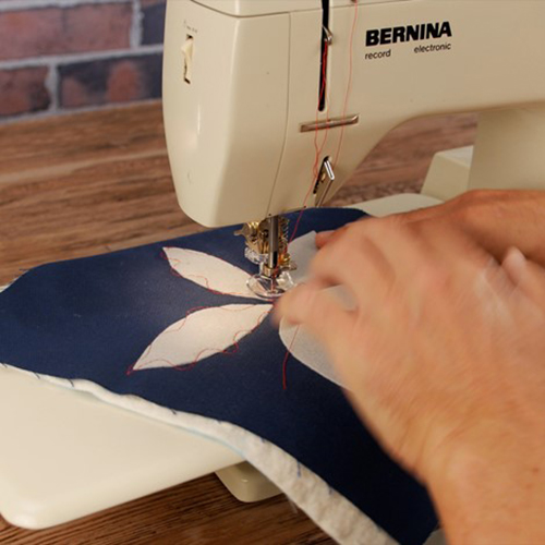 BERNINA 3 Ways Adjustable Feet 11_Sample_Foot_74_BERNINA_WeAllSew_Blog_500x500px