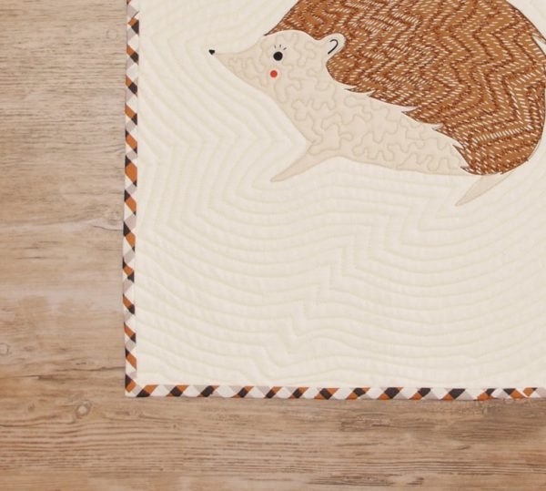 MTC_Mitered_Binding_16_Mitered_Corner_BERNINA_WeAllSew_Blog_775x696px