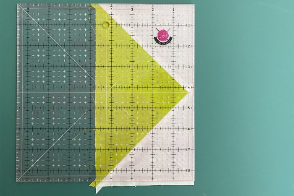 Passiflora_Quilt_Along_Post_6_12_first_trim_BERNINA_WeAllSew_Blog_1200x800px