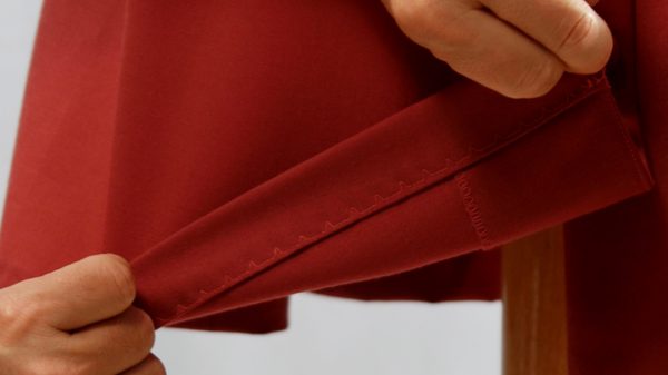 Blind_Hem_01_Banner_BERNINA_WeAllSew_Blog_900x606px