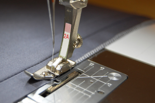 overcasting the fabric edge