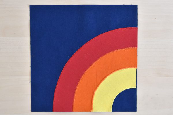 Curvy Lines Quilt Tutorial by Erika Mulvenna