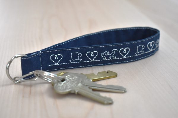 Customized Key Wristlet Tutorial by Erika Mulvenna