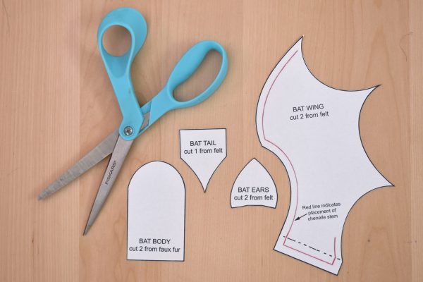 Spooky Bat Tutorial by Erika Mulvenna