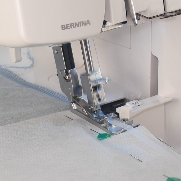 MTC_Neck_Gaiter_09_top_seam_BERNINA_WeAllSew_Blog_1080x1080px